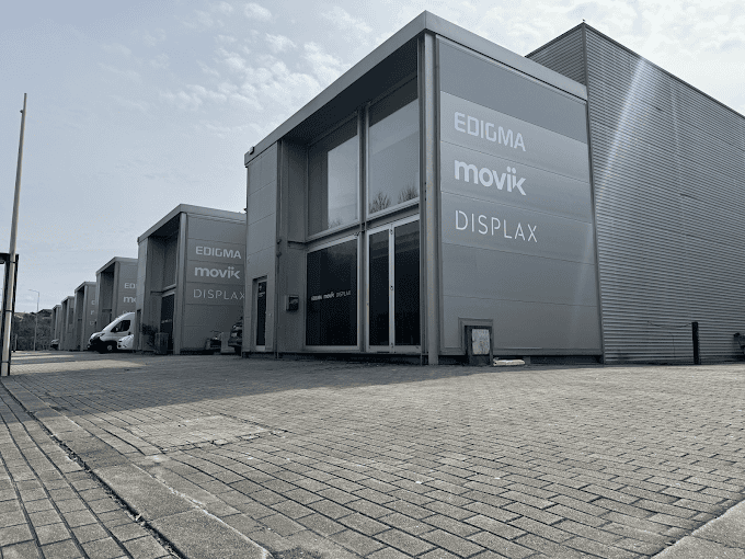 Moviik é uma empresa portuguesa especializada em soluções de gestão de filas Moviik é uma empresa portuguesa especializada em soluções de gestão de filas