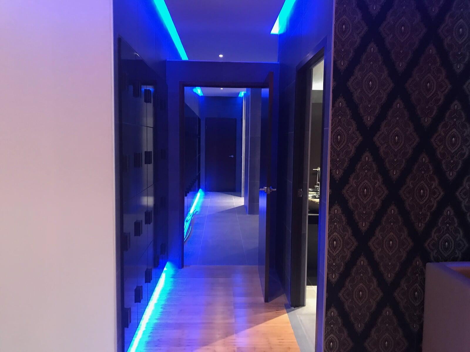 Ceiling Island Lighthing