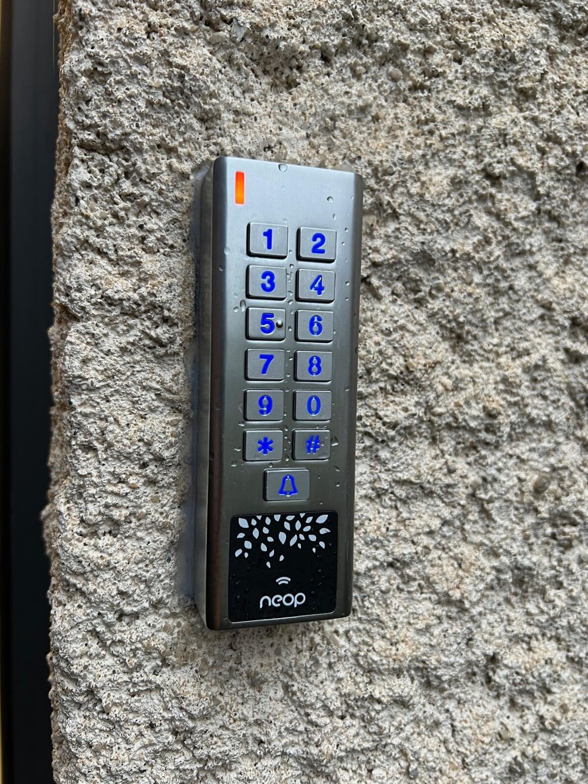 Lecteur digicode Neop