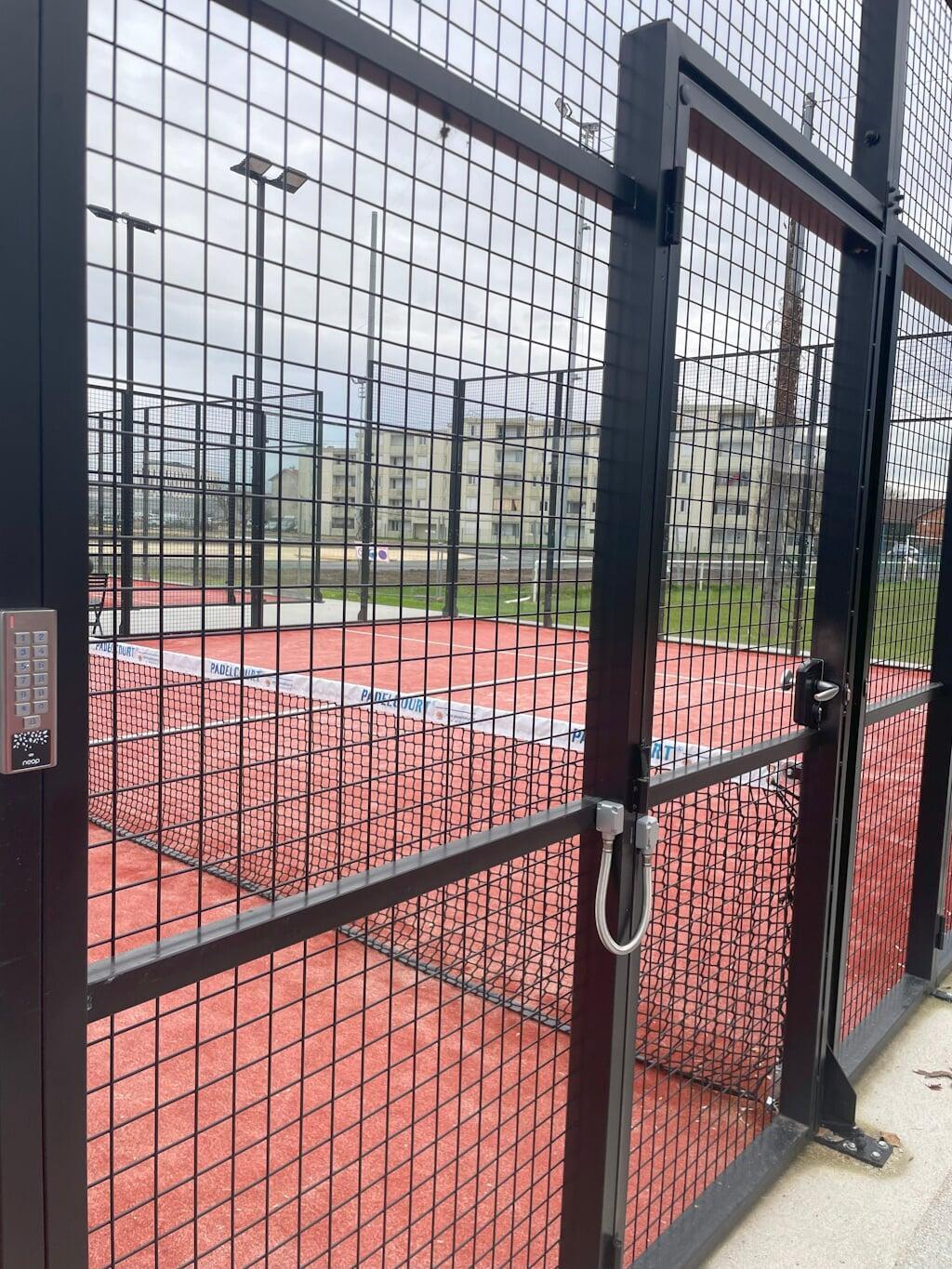 Padel avec contrôle d'accès Neop