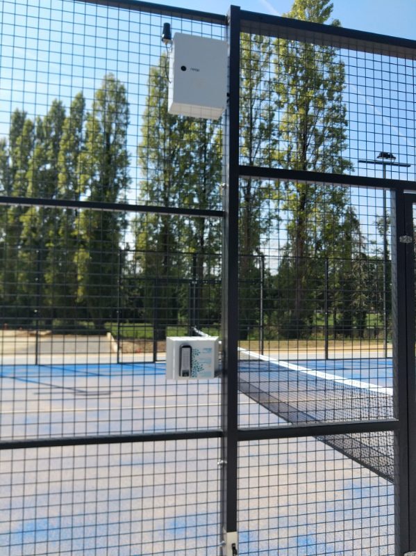 Platine lecteur et bouton de sortie