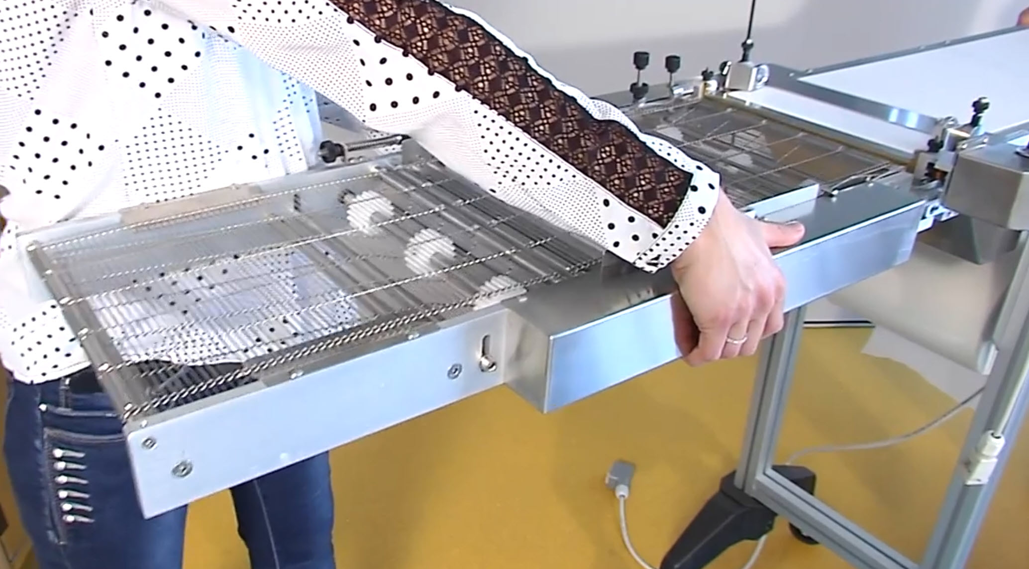 J3-10-1208 Riemenband NR400C-ZR