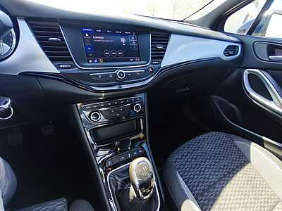 OPEL ASTRA SPORTS TOURER 1.2 130 CV