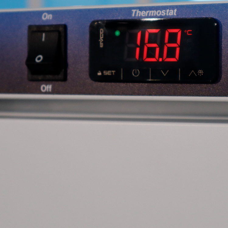 Armario expositor APS-651-I