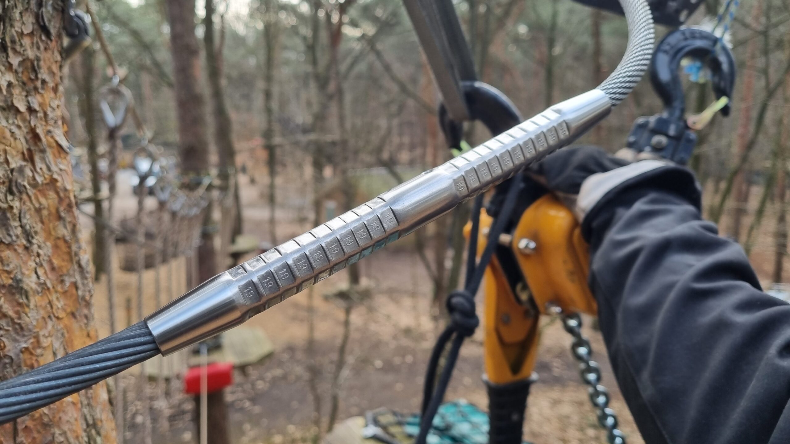 Fixed Lifeline Connector Fixed Lifeline Connector