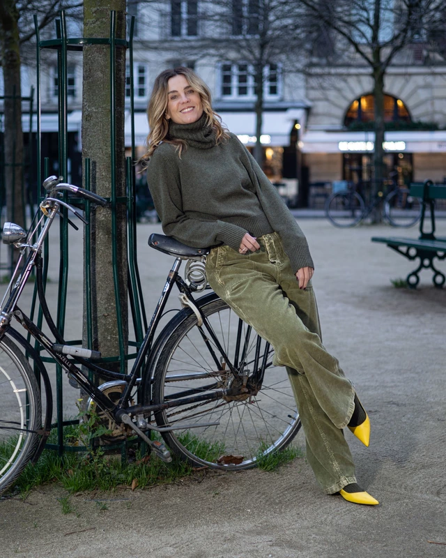 P002 - Khaki Tweed