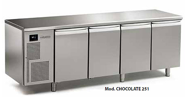 L1-25-0140 Schoko-Kühltisch 4d