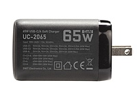 UC-2065 | 2xUSB-C + 1x USB-A 65W Fast USB-C Charger UC-2065 | 2xUSB-C + 1x USB-A 65W Fast USB-C Charger