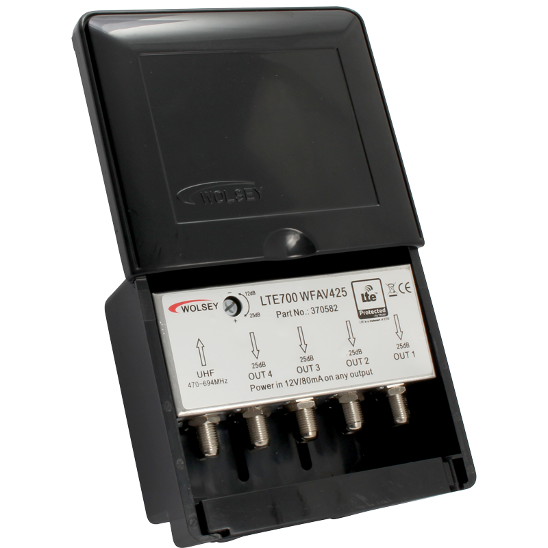 TRIAX Masthead Amplifier Kit 4 Way