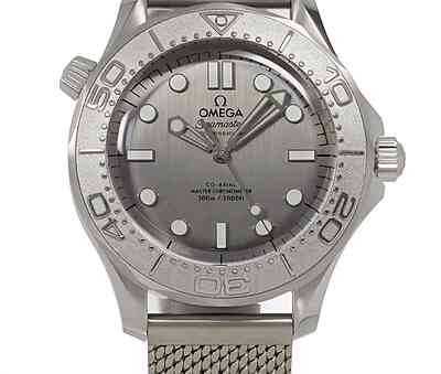 15625 - Omega - 210.30.42.20.06.002 - pre-owned conditions with MINOR signs of usage - Card & Box