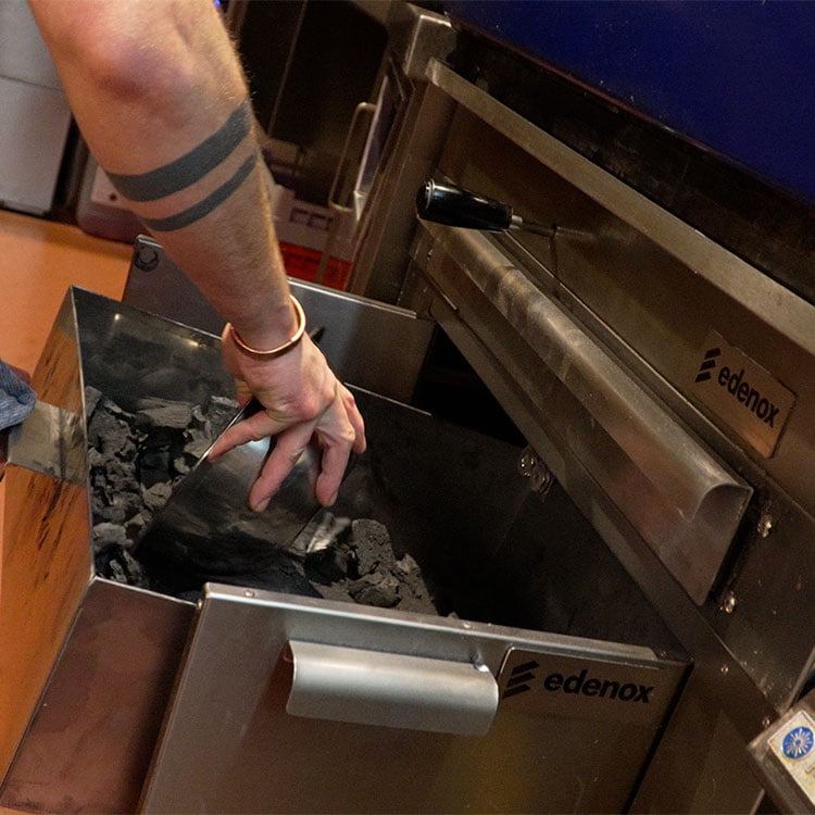 Horno Brasa Hb-70-A + Mesa neutra