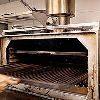 Horno Brasa Hb-70-A + Mesa neutra