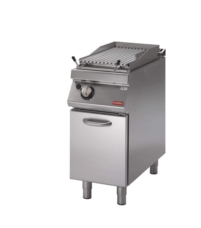 Barbacoa a gas de piedra volcánica sobre mueble con puertas S.900