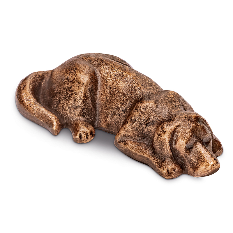 Bronzen hond , Liggen