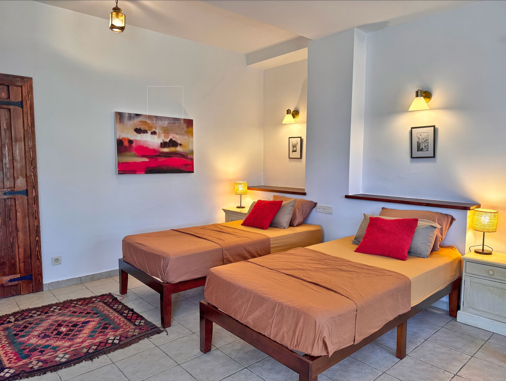 VLV Medium Room – Shared Bathroom VLV Medium Room – Shared Bathroom