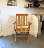 Ascot Carver-Floor Stock