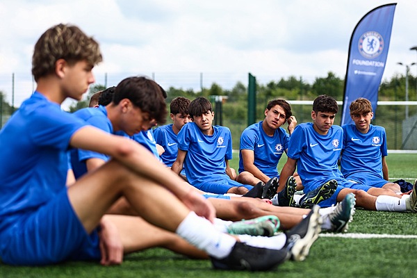 NIKE FOOTBALL DEVELOPMENT CAMP NIKE FOOTBALL DEVELOPMENT CAMP