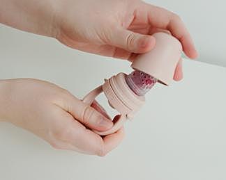 BIBS Baby Feeder Ivory