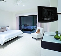B-Tech Single Arm Flat Screen Wall Mount