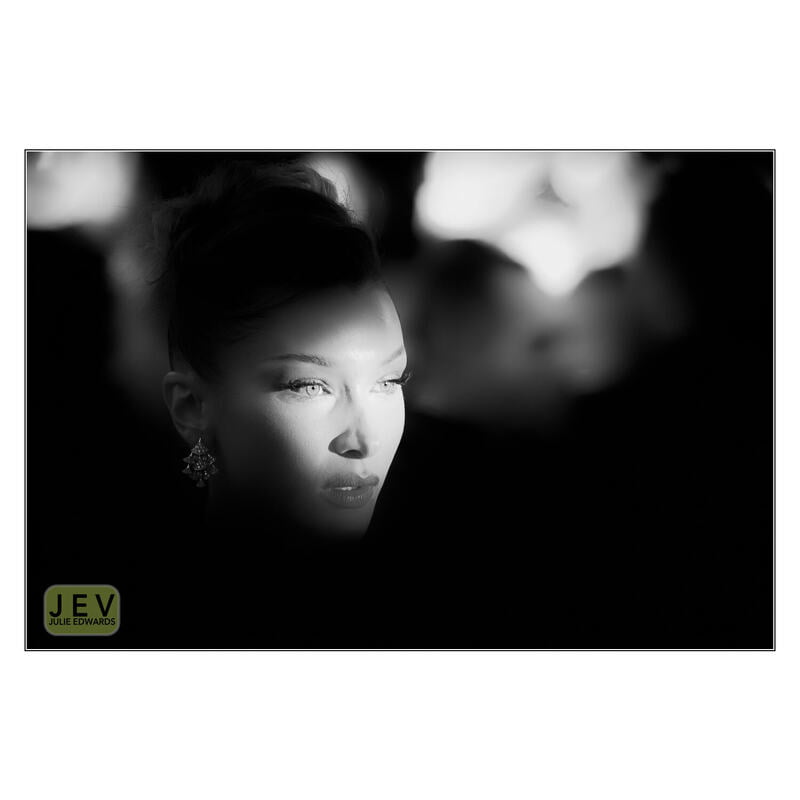 Julie Edwards Monochrome Show 2021 - Bella Waits Julie Edwards Monochrome Show 2021 - Bella Waits