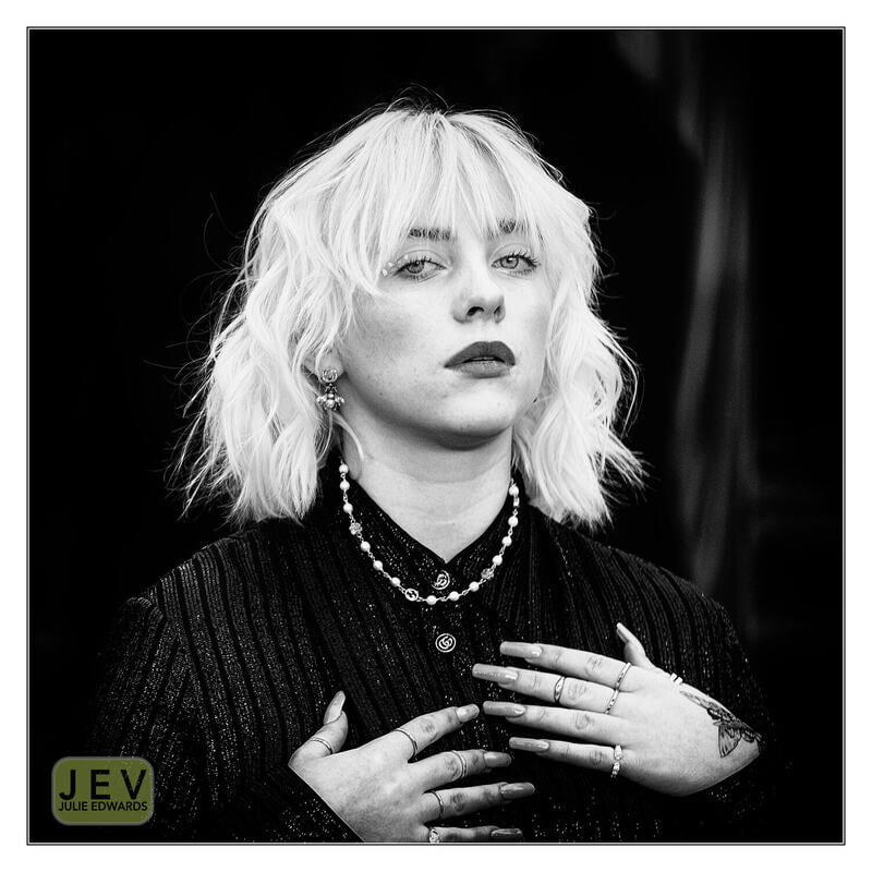 Julie Edwards Monochrome Show 2021 - Billie Eilish Julie Edwards Monochrome Show 2021 - Billie Eilish