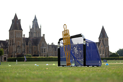 NIKE FOOTBALL GIRLS CAMP NIKE FOOTBALL GIRLS CAMP