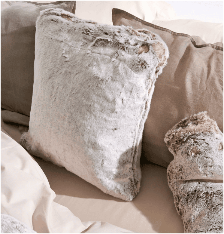 PLAIDS COCOONING - Coussin Frisson PLAIDS COCOONING - Coussin Frisson