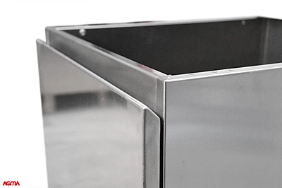 N032 - Modulo con porta battente, dim. 500x580x840mm