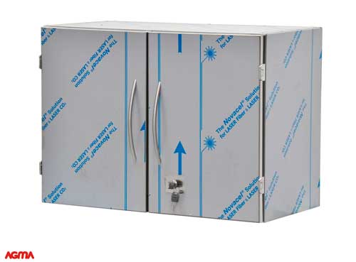 N039 - Pensile con porte battenti e serratura, dim. 700x360x500mm