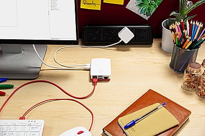 Raspberry Pi 4 Model B (1 GB) Raspberry Pi 4 Model B (1 GB)