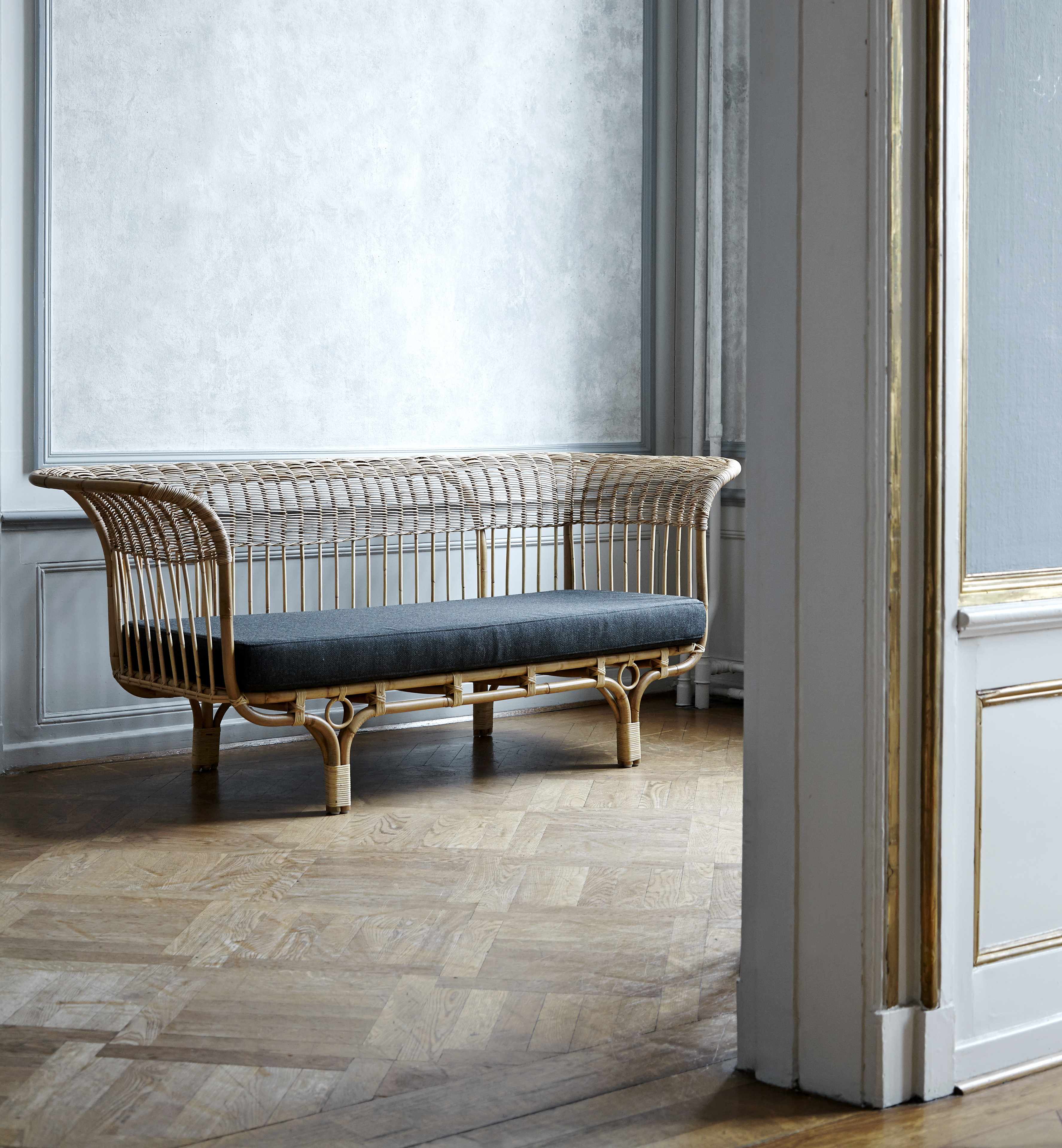 Belladonna Sofa Belladonna Sofa