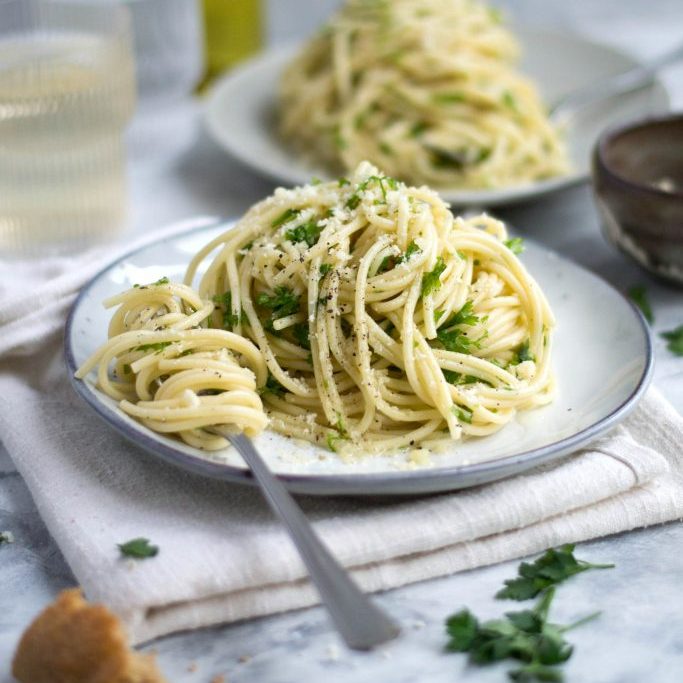 Spaghetti with Olive Oil and Parsley Spaghetti with Olive Oil and Parsley