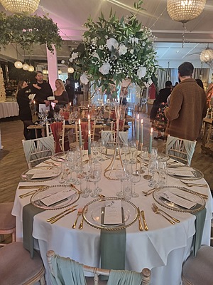 Flowerbomb on Stand