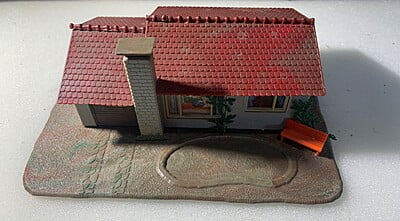 Faller - Bungalow with Garage and Pond