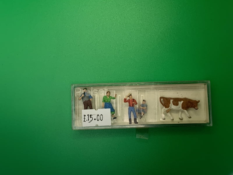 Preiser - 10044 - On The Farm