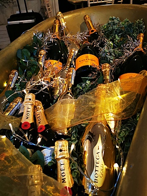 Champagne Bath