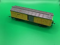 Triang - R114 - T-C Series Box Car Yellow TR22831