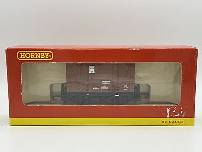Hornby - R6178 - VEA Van 'R. Silcocks' British Railways 'B784837'