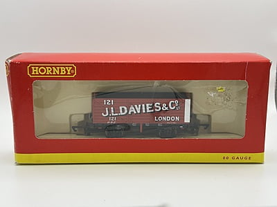 Hornby - R1075 - 7 Plank Open Wagon - JL Davies, London