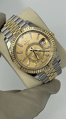 15058 - Rolex - 336933 (2026) - pre-owned conditions with MINOR signs of usage - Card & Box