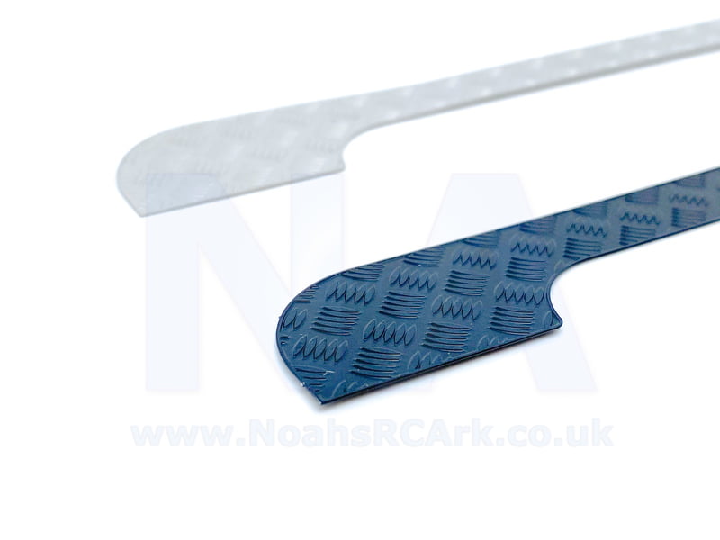 TRX4 Defender Upper Rear Protective Chequer Plate Black/Silver TRX4 Defender Upper Rear Protective Chequer Plate Black/Silver