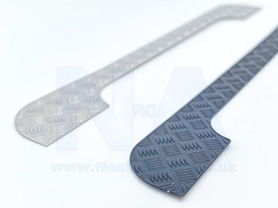 TRX4 Defender Upper Rear Protective Chequer Plate Black/Silver TRX4 Defender Upper Rear Protective Chequer Plate Black/Silver