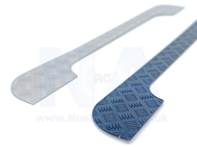 TRX4 Defender Upper Rear Protective Chequer Plate Black/Silver TRX4 Defender Upper Rear Protective Chequer Plate Black/Silver