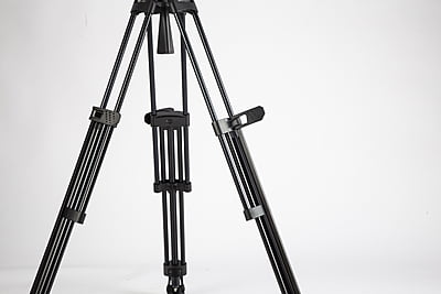 TOWER150 | Aluminum Camera Tripod KIT, with SWIT TH150 Fluid Video Head, Ground Spreader, 15kg Payload, Soft Bag
