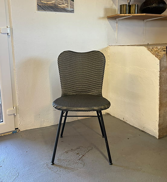 Lily Dining Chair Steel Base Oyster-Floor Stock