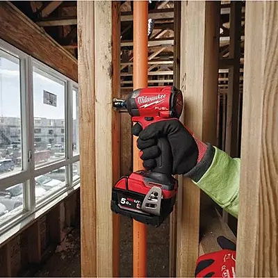 Милвоки аку. ударен одвртувач 1/4” 18V M18FID3-502X