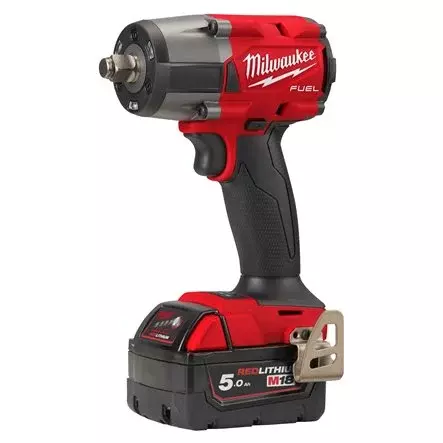 Milwaukee M18 FUEL™ ½″ ударен клуч со среден вртежен момент