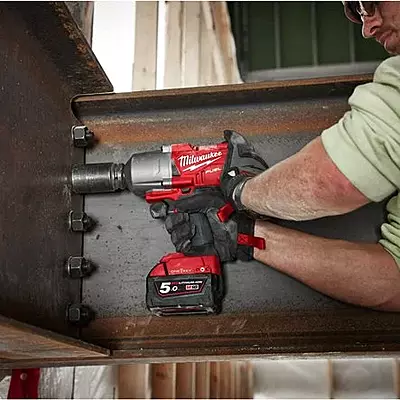 Milwaukee M18ONEFHIWP12-502X Акумулаторски ударен одвртувач