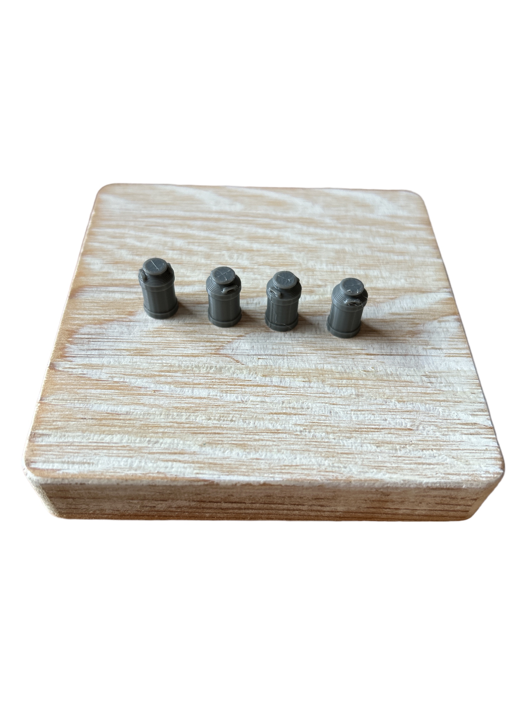 Mumfy's Scenic Accessories - Milk Churns