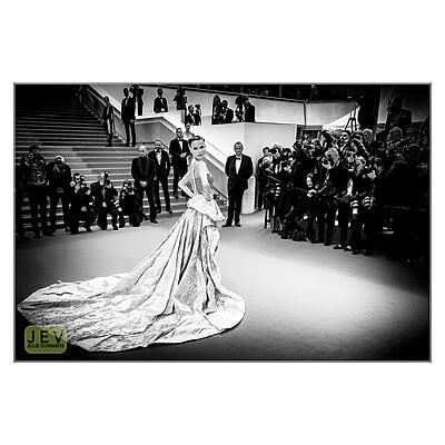 Julie Edwards Monochrome Show 2021 - Natasha Poly